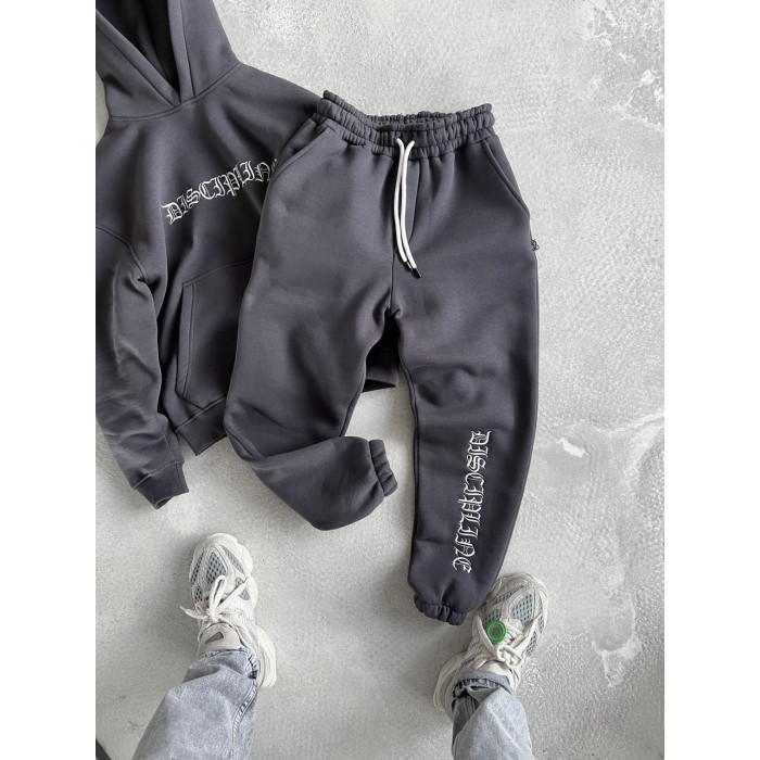 Oversize костюм з вишивкою