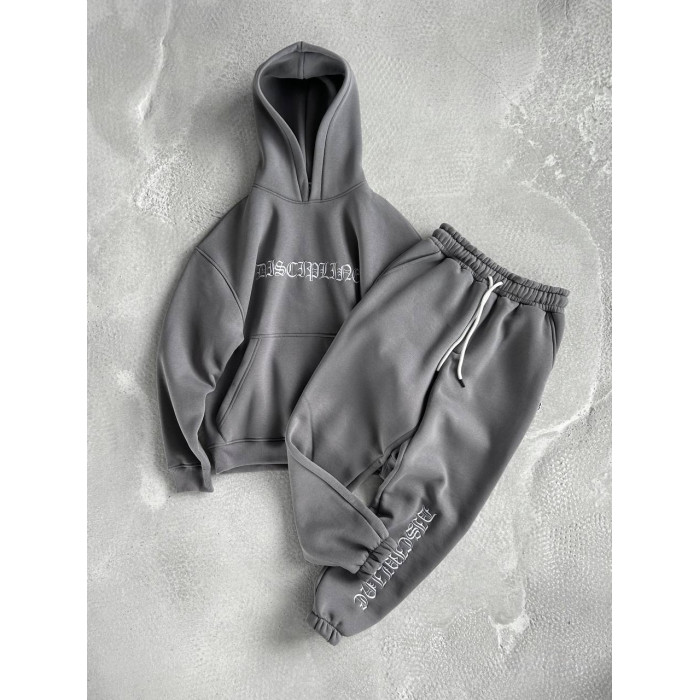 Oversize костюм з вишивкою