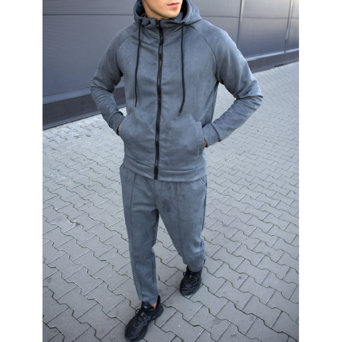 Спортивний замшевий костюм