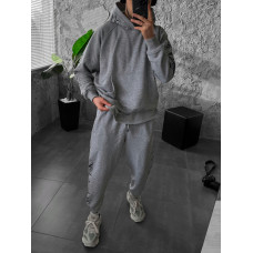Спортивний костюм з надписом