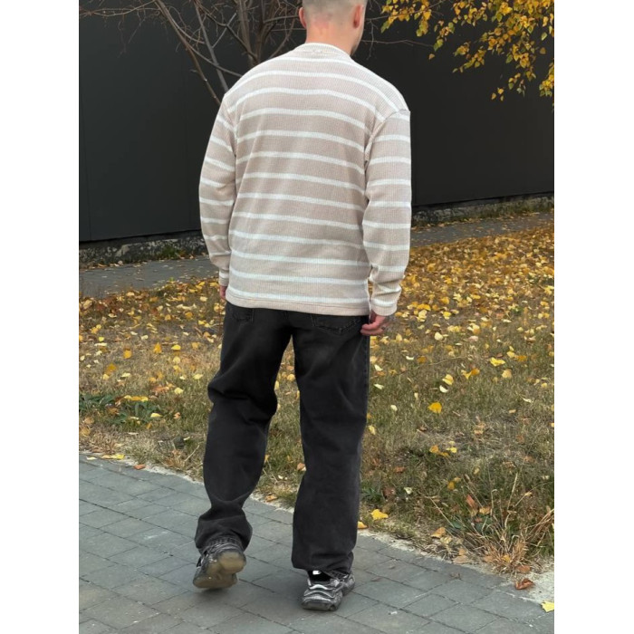 Светр у смужку