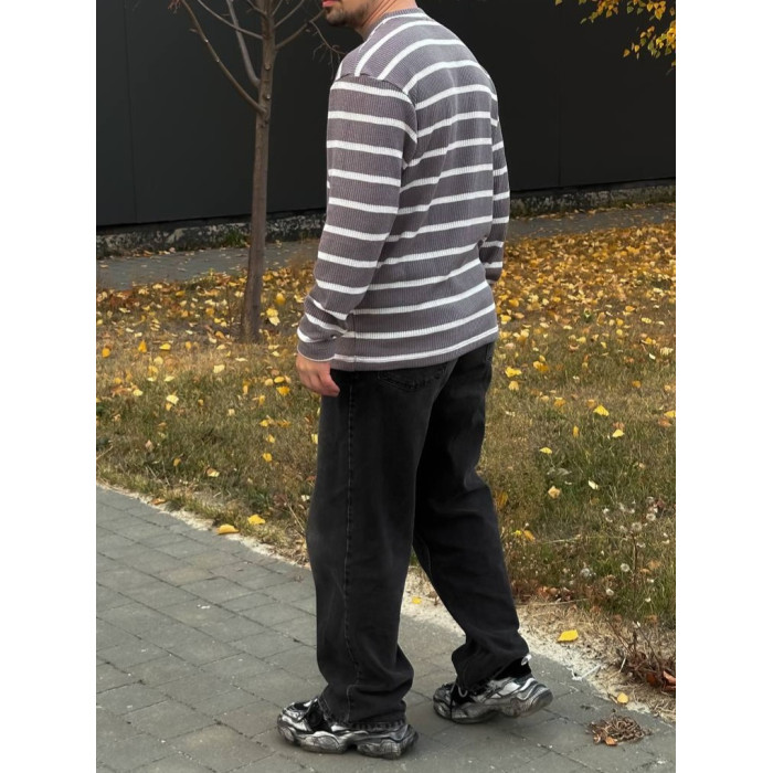 Светр у смужку