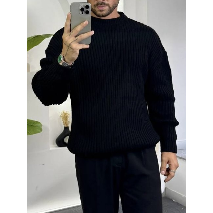 Базовий светр цупкої в’язки 