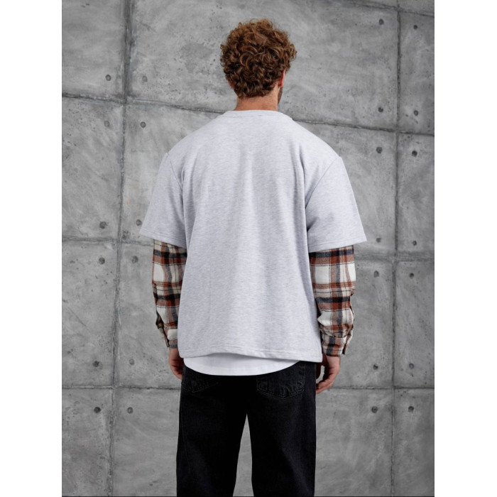 Oversize світшот з імітацією футболки