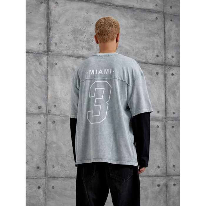 Oversize світшот з імітацією футболки