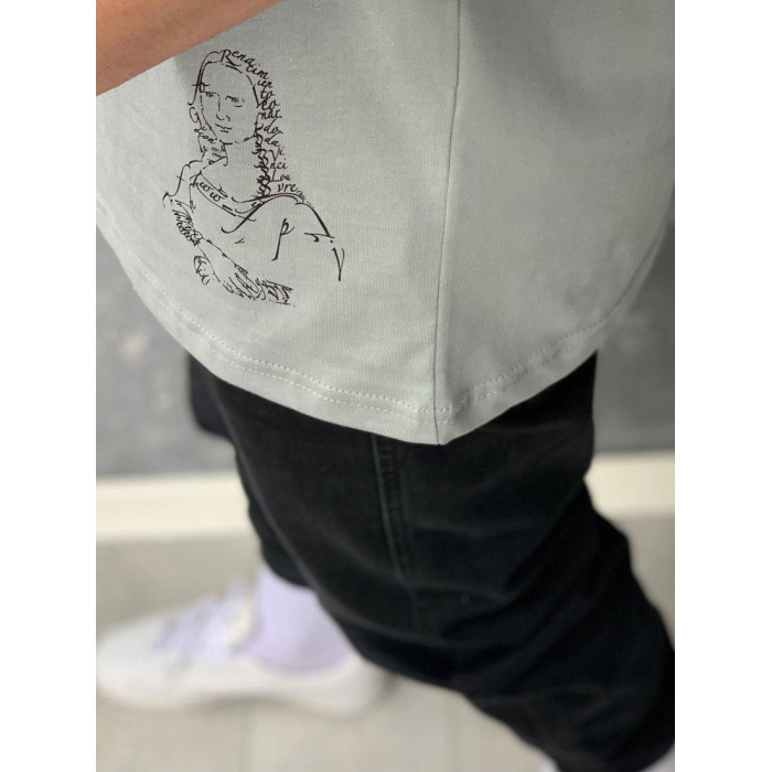 Oversize футболка з принтом