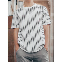 Oversize футболка у чорну смужку