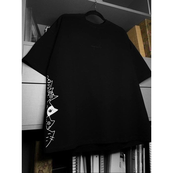 Oversize футболка з принтом