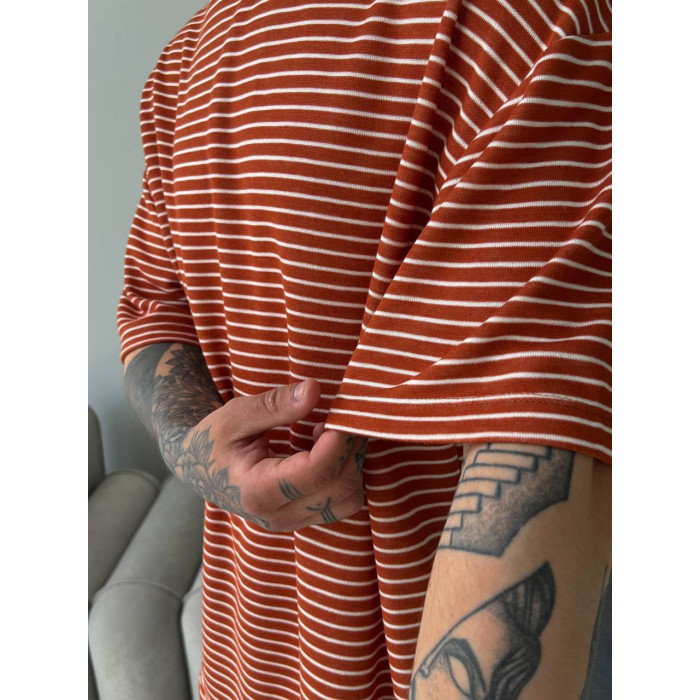 Oversize футболка у смужку