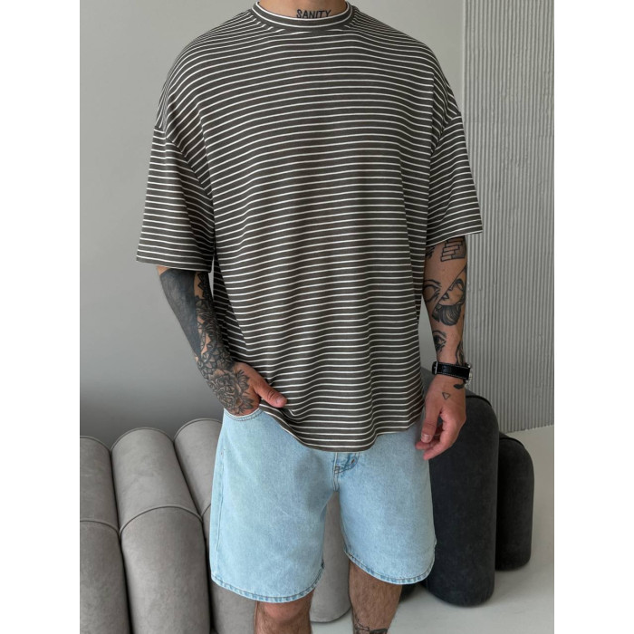 Oversize футболка у смужку
