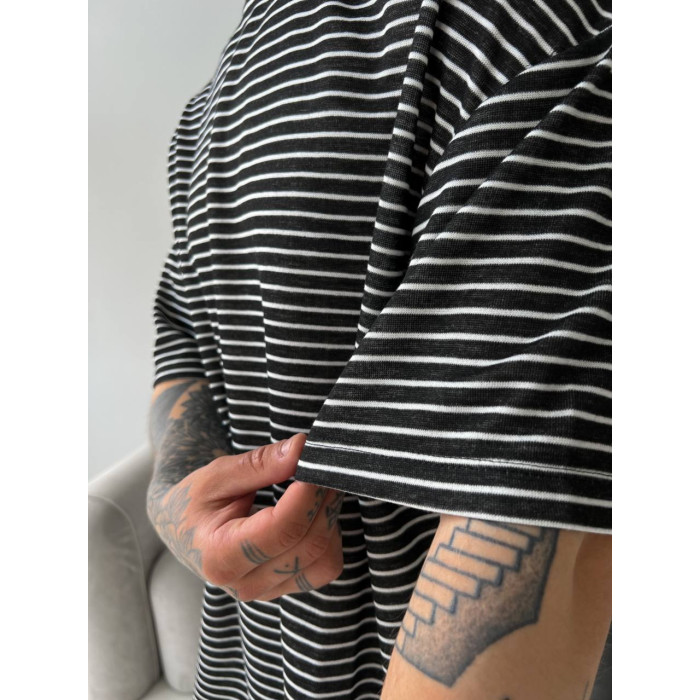 Oversize футболка у смужку