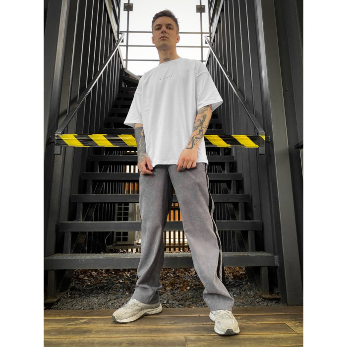 Oversize футболка з принтом