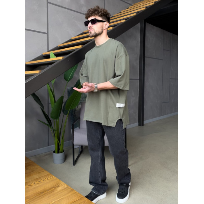 Щільна oversize футболка