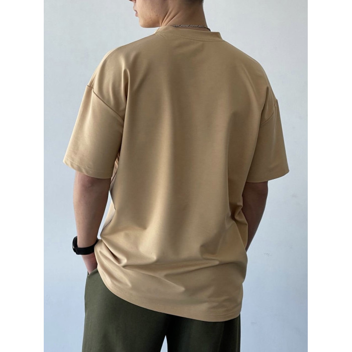 Oversize футболка з принтом