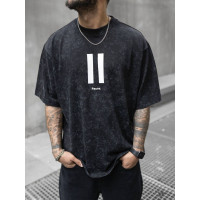 Oversize футболка з мінімалістичним принтом