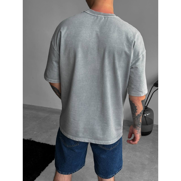 Oversize футболка з вивареної тканини