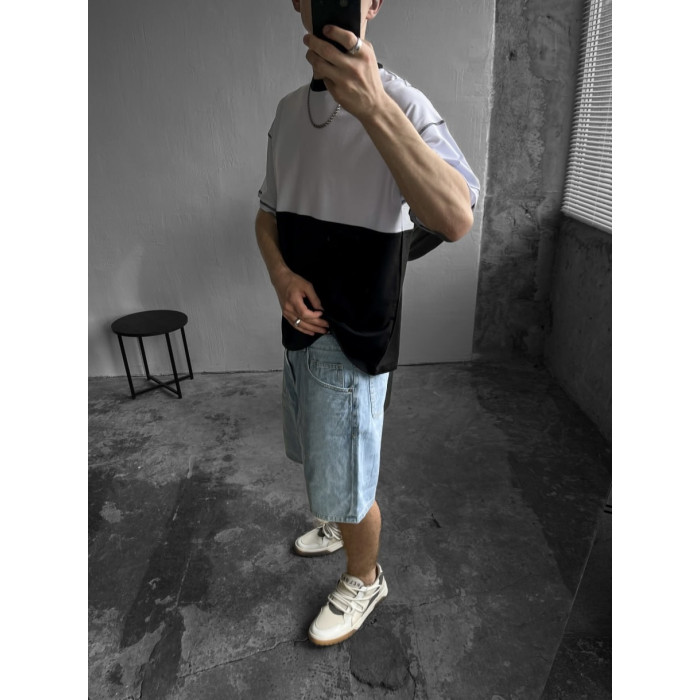 Oversize футболка з акцентними швами