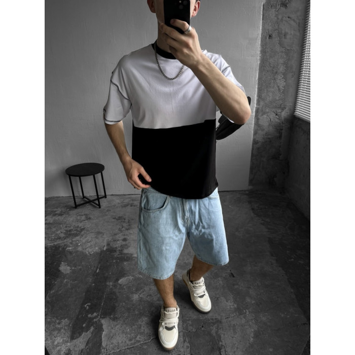 Oversize футболка з акцентними швами