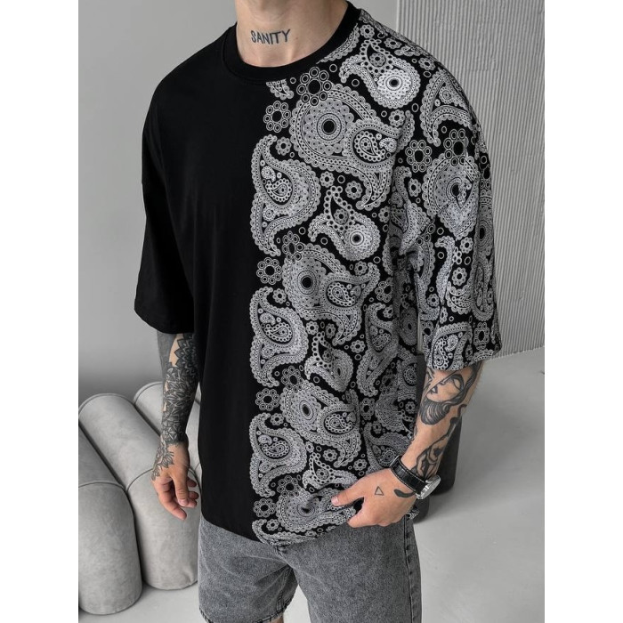 Oversize футболка з принтом