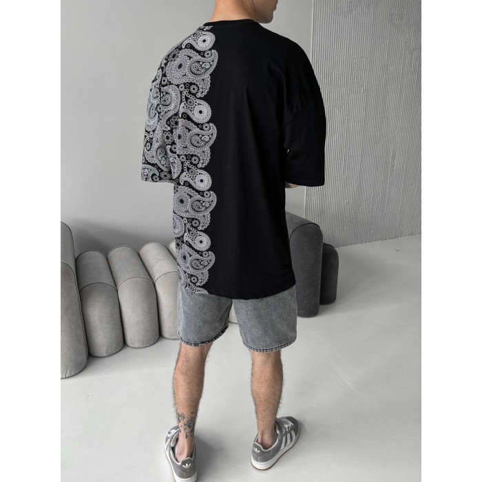 Oversize футболка з принтом