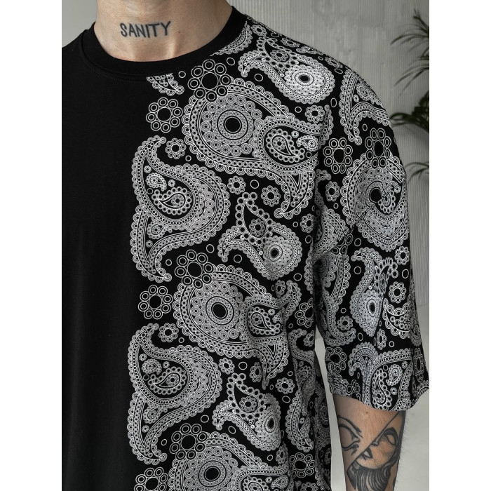 Oversize футболка з принтом