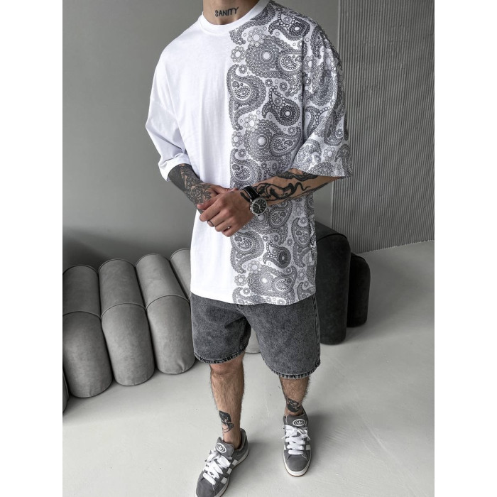 Oversize футболка з принтом