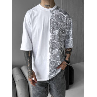 Oversize футболка з принтом