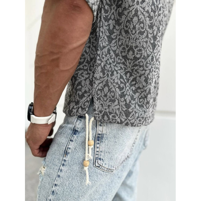 Oversize футболка з принтом