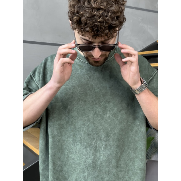 Oversize футболка з вивареної тканини