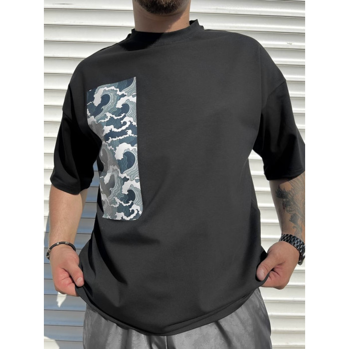 Oversize футболка з принтом