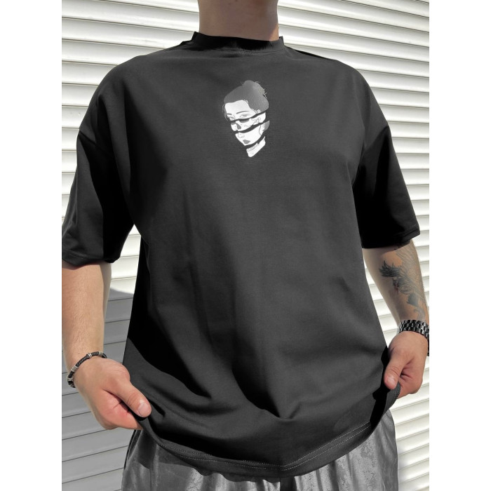 Oversize футболка з принтом