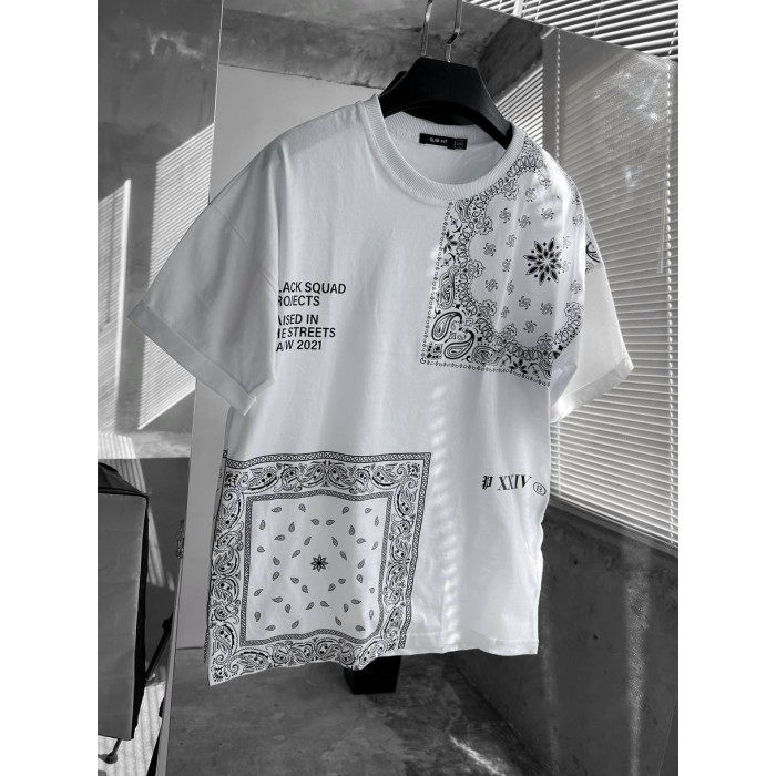 Oversize футболка з принтом