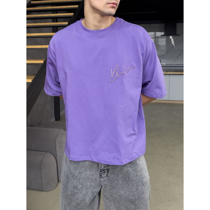 Oversize футболка з вишивкою