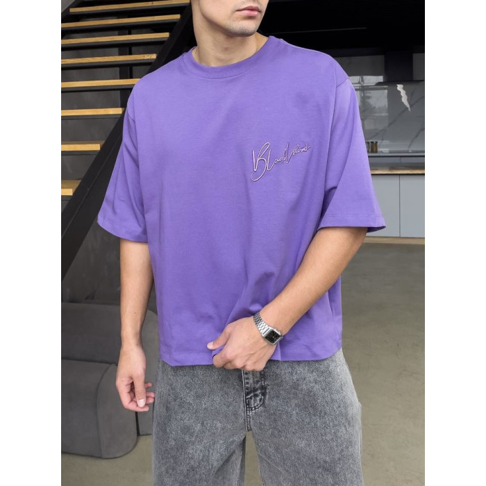 Oversize футболка з вишивкою