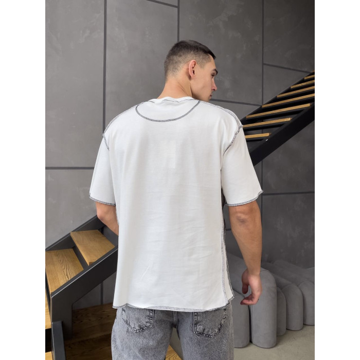 Oversize футболка з акцентними швами