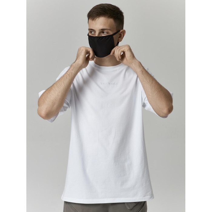 Oversize футболка з вишивкою