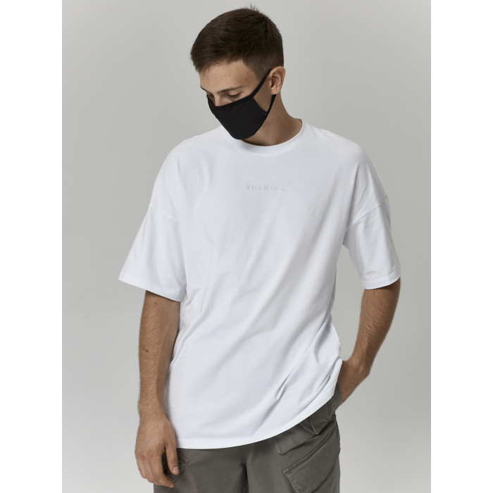 Oversize футболка з вишивкою