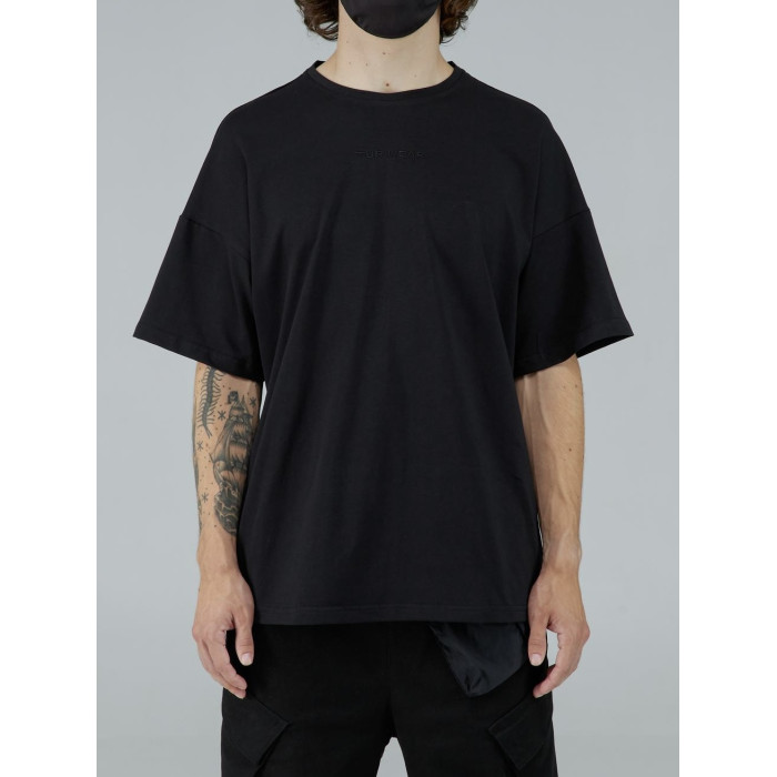 Oversize футболка з вишивкою