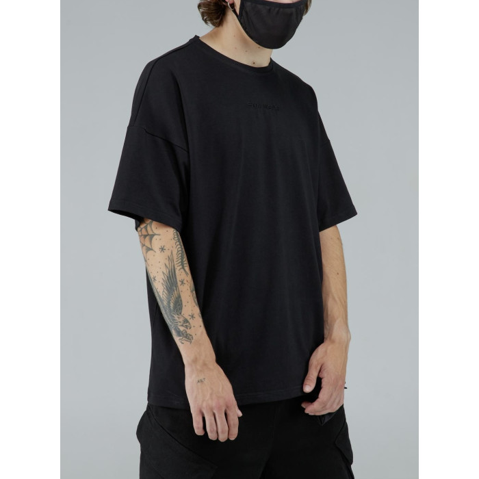 Oversize футболка з вишивкою