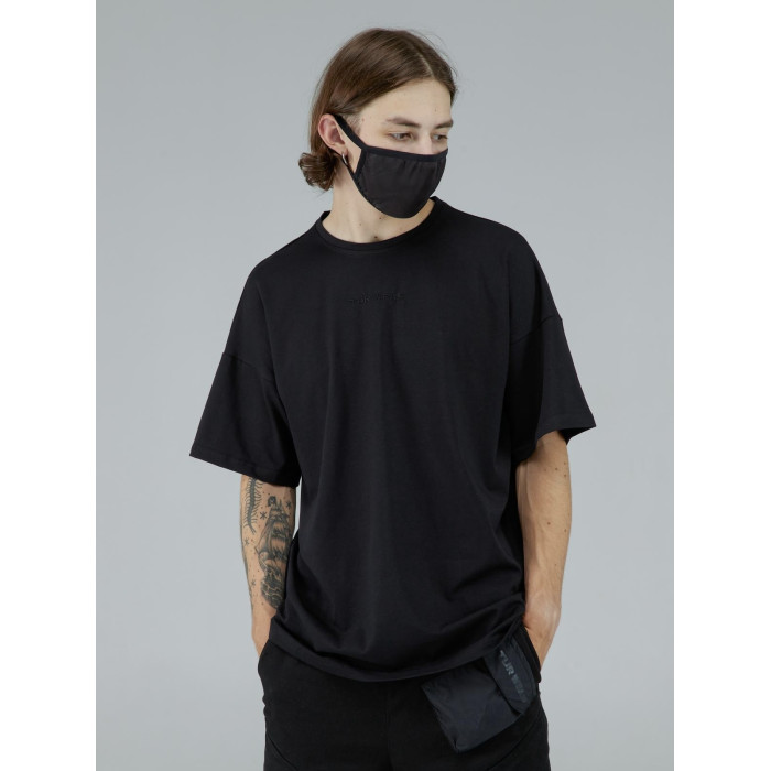 Oversize футболка з вишивкою