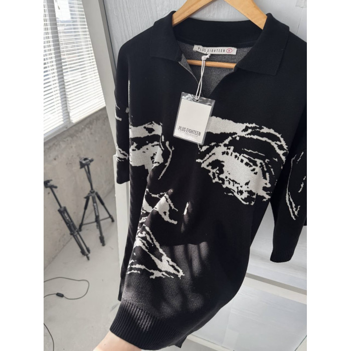 Oversize футболка з принтом