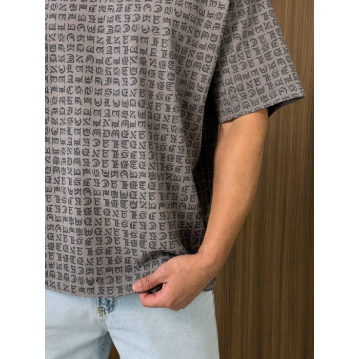 Oversize футболка з принтом