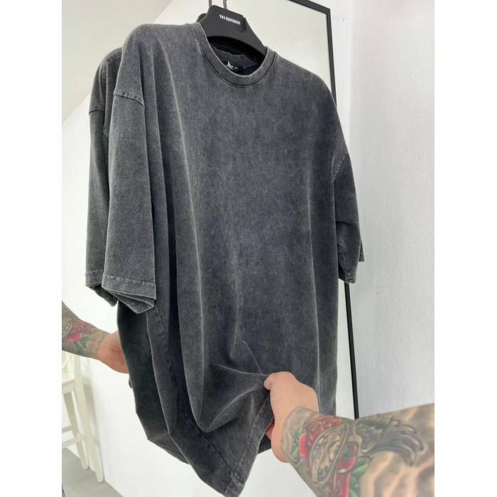 Oversize футболка з вивареної тканини
