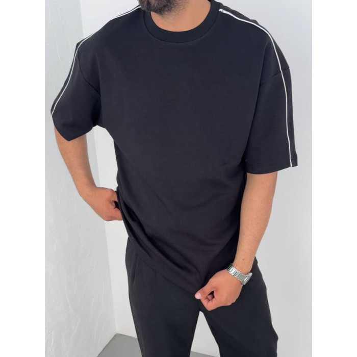 Oversize футболка з акцентною смужкою