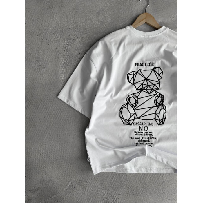 Oversize футболка з вишивкою