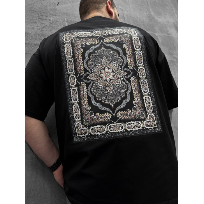 Oversize футболка з принтом