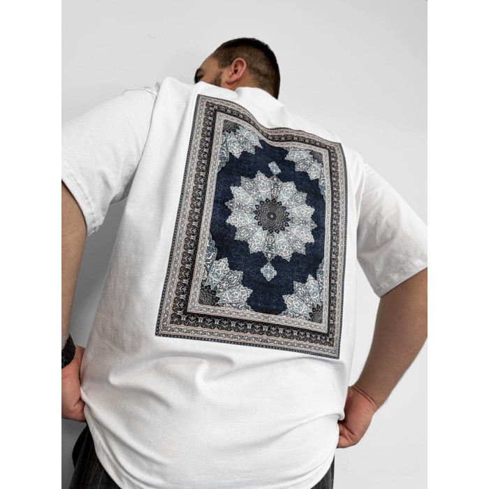 Oversize футболка з принтом