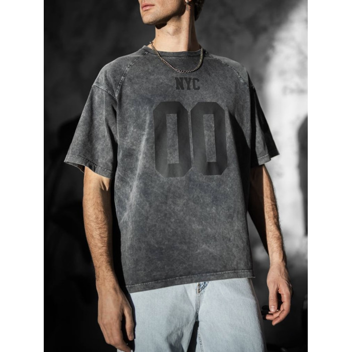 Oversize футболка з принтом