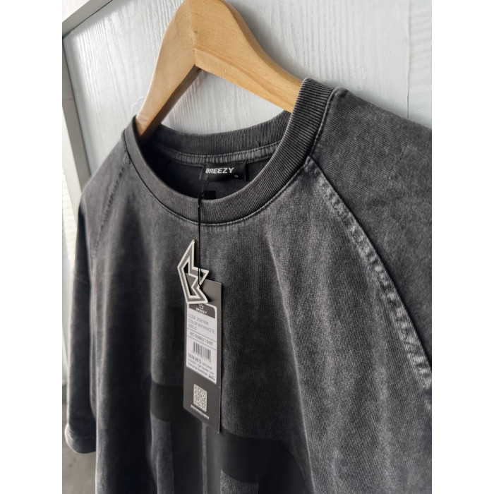 Oversize футболка з принтом