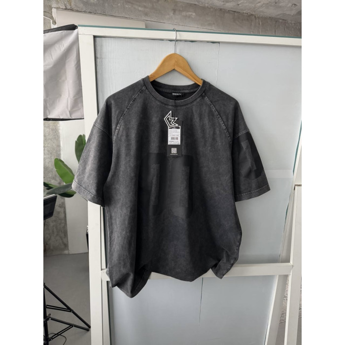 Oversize футболка з принтом